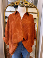 Curvy Rust Vine Top