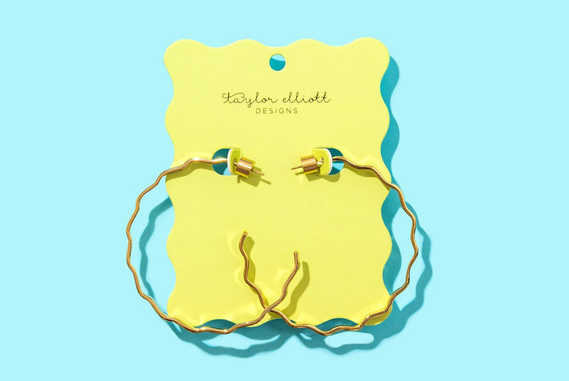Cassie Wavy Hoop Earrings