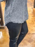 Janice Vintage Wash Top