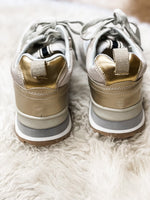Pruide Gold Sneaker